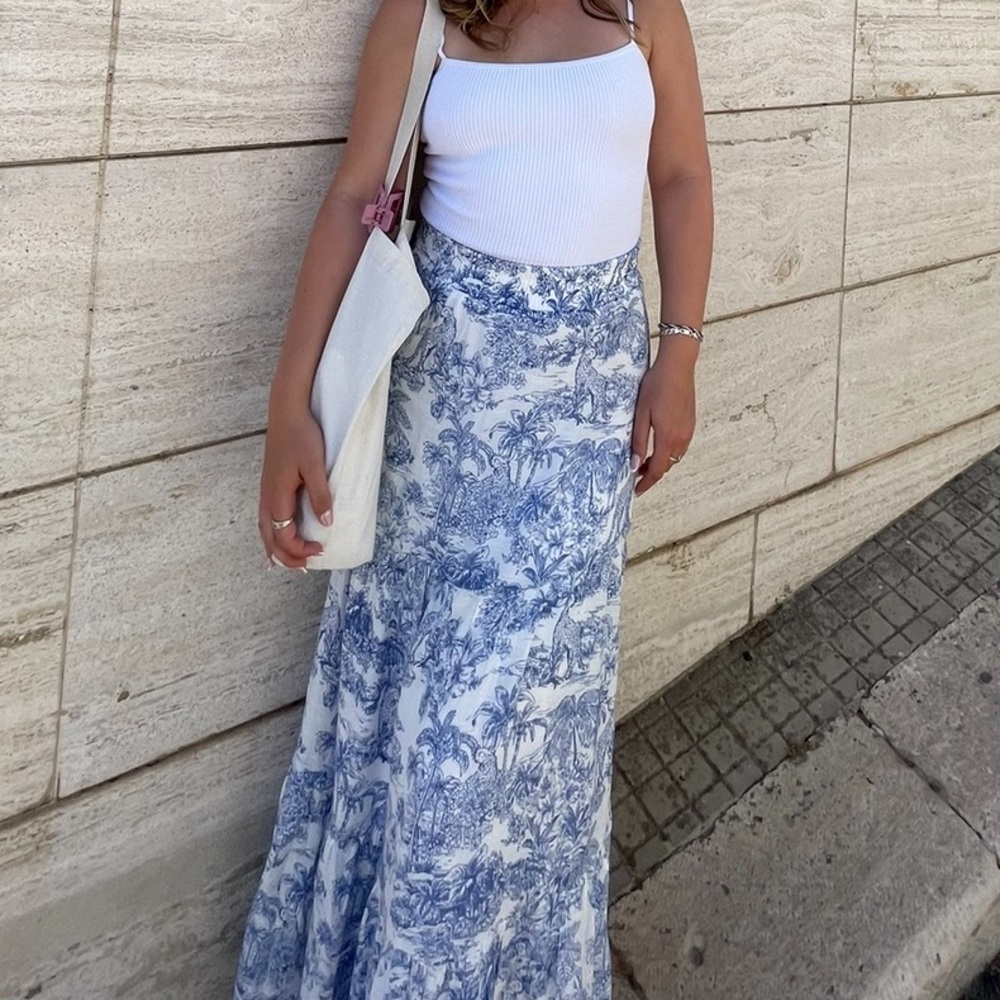 Floral Maxi Skirt 🦋